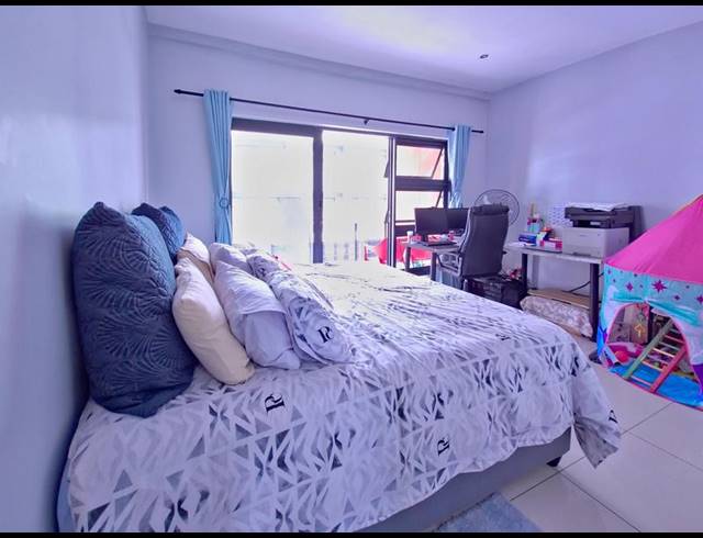 1 BEDROOM APARTMENT FOR SALE IN UMHLANGA RIDGE